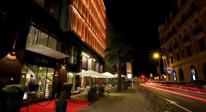 Le Rex Hotel Tarbes Exterior photo